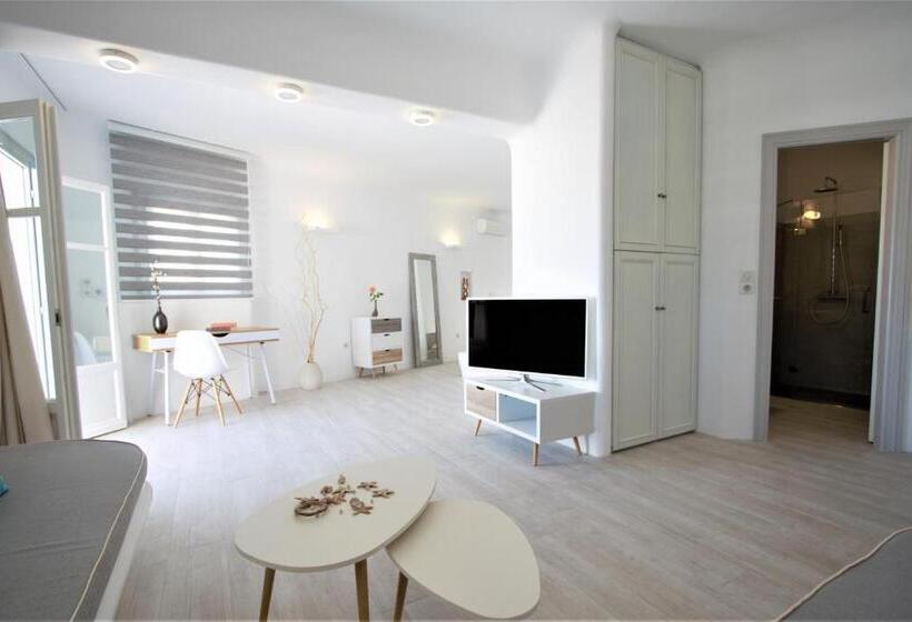 Люкс с гидромассажем, Yades Suites & Spa   Adults Only