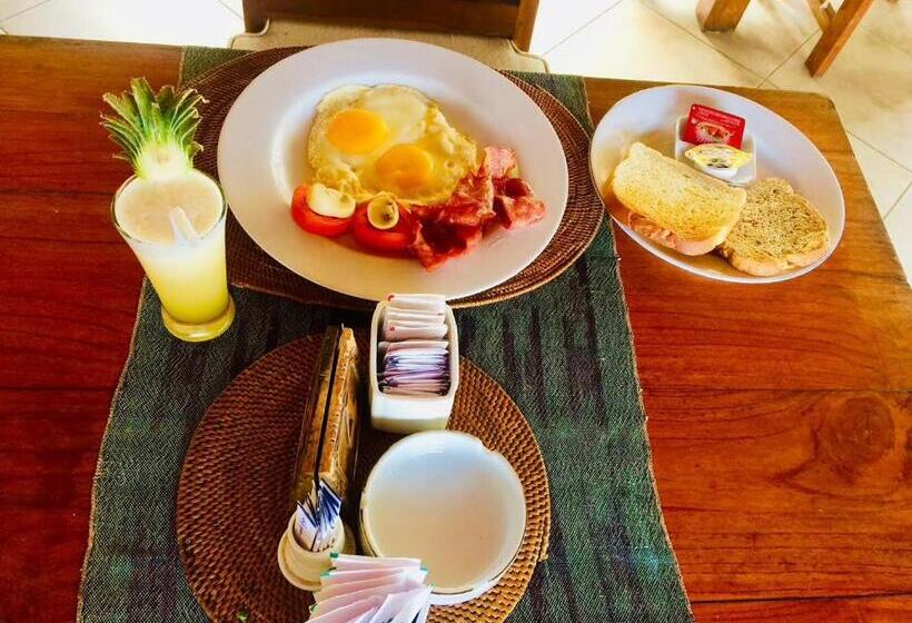 חדר משפחתי נוף לים, Arya Amed Beach Resort And Dive Center