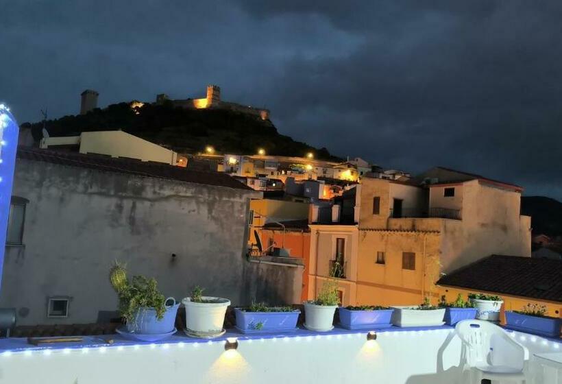 غرفة قياسية حمام مشترك, Casa Congiu