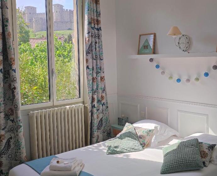 デラックスルーム, La Villa Carcassonne, Cité 8 Min à Pieds, Clim, Piscine, Full Wifi, Borne 7,5kw, Vélo élect, Parking