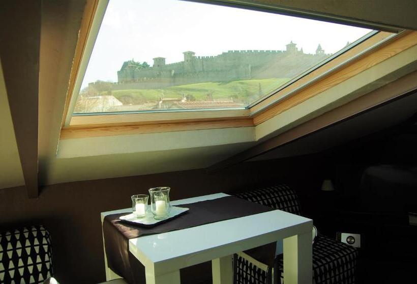 Четырехместный Номер Superior, La Villa Carcassonne, Cité 8 Min à Pieds, Clim, Piscine, Full Wifi, Borne 7,5kw, Vélo élect, Parking