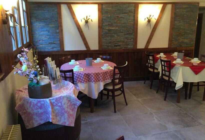 スタンダードルーム, Auberge Des Trois Châteaux