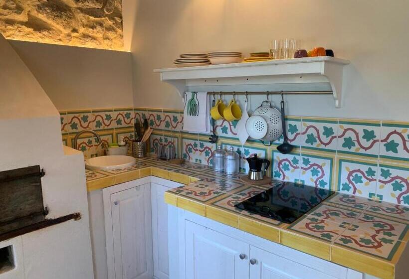 标准间, Masseria Santacatrini