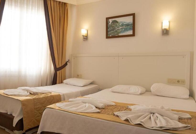 스탠다드 트리플 룸, Seymen Otel