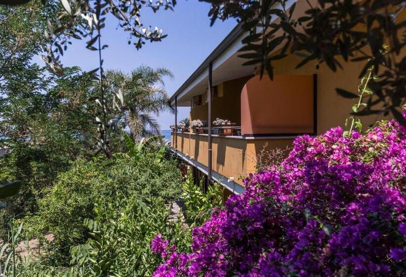 Апартаменты 3 Спальни, Villaggio Tramonto