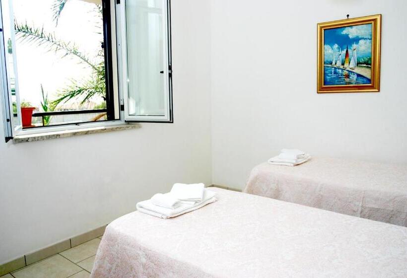 Апартаменты 2 Спальни Вид на Море, Villaggio Tramonto