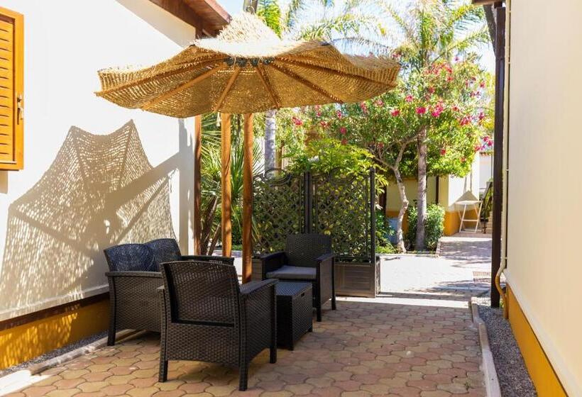 Дом 1 Спальня, Villaggio Tramonto