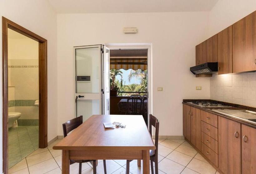 Апартаменты 1 Спальня, Villaggio Tramonto