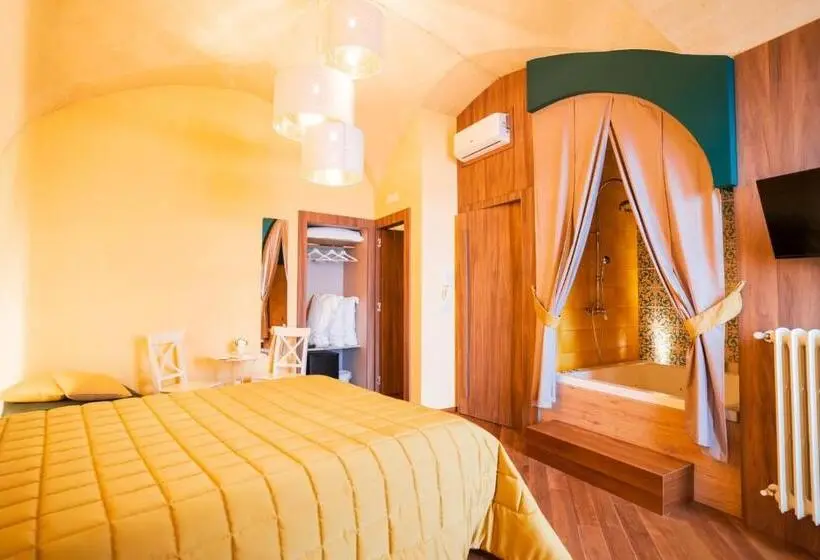 バスタブ付きデラックスルーム, Grantò B&b