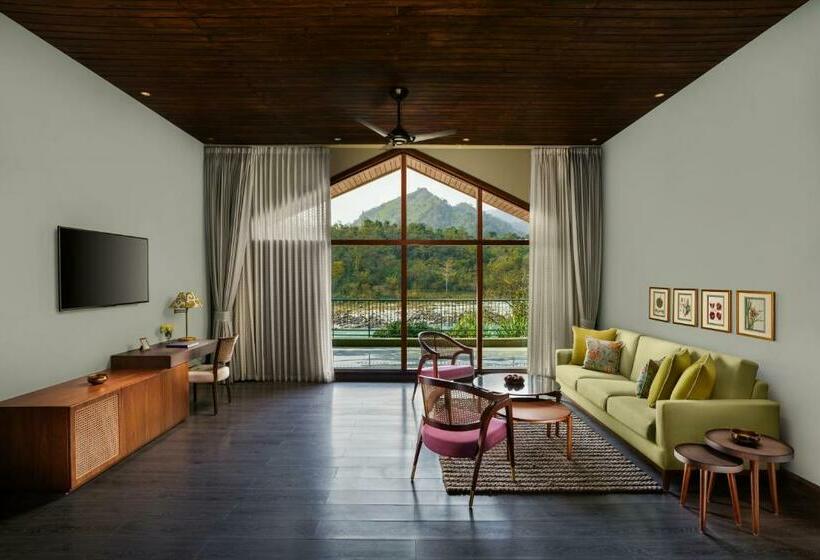 プレミアムファミリールーム, Anand Kashi By The Ganges Rishikesh   Ihcl Seleqtions