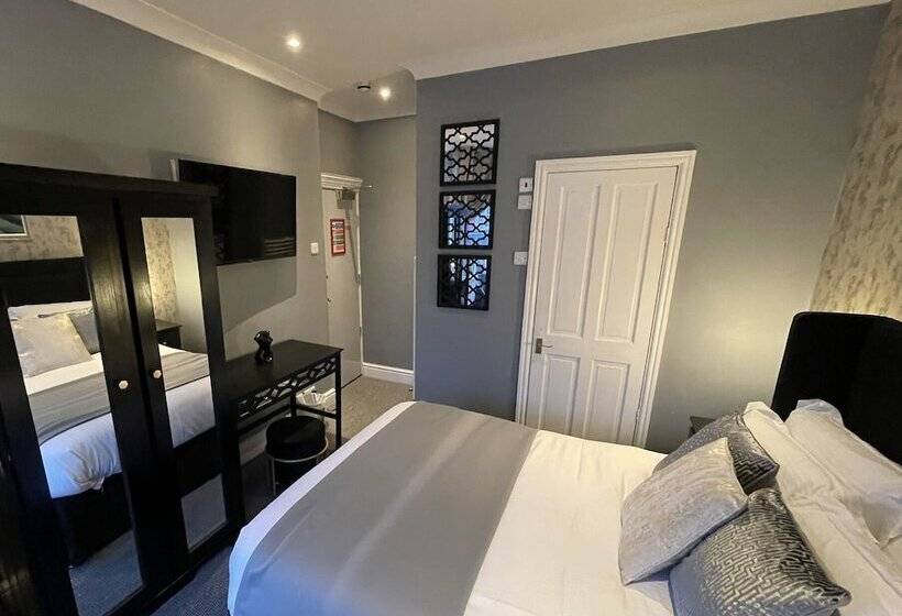 스탠다드 룸, Mcgraths Blackpool