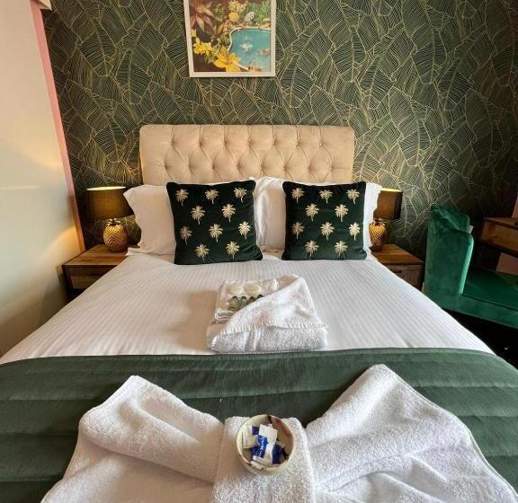 스탠다드 룸, Mcgraths Blackpool