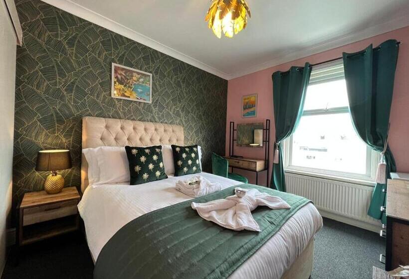 Номер Стандарт, Mcgraths Blackpool