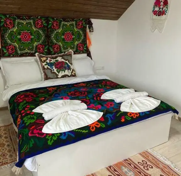 バルコニー付きスタンダードルーム, Casa Grai Moroșănesc
