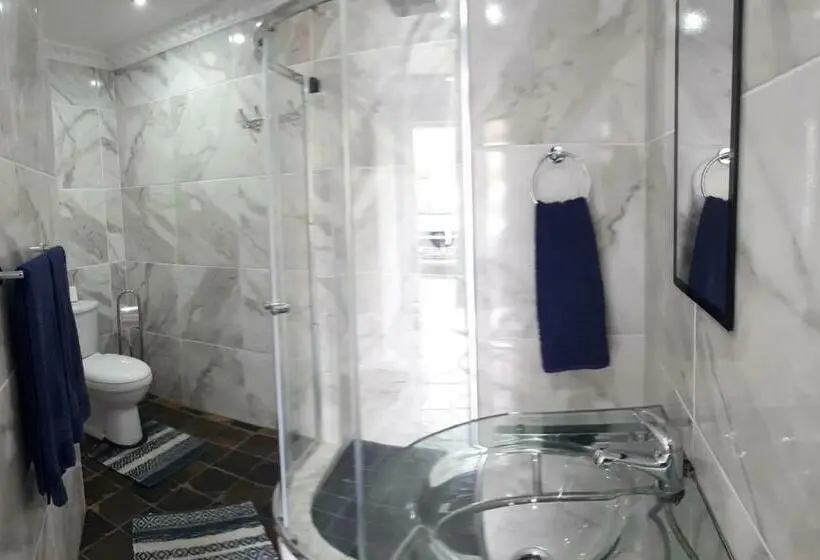 キングサイズベッドのスタンダードルーム, 13th Avenue Guesthouse Benoni