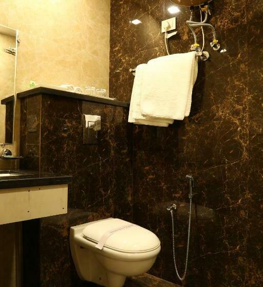 Quarto Basic, Kush Ganga   50 Meter From Har Ki Pauri, Haridwar