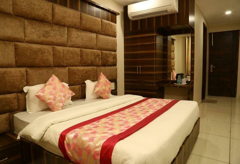 Quarto Deluxe, Kush Ganga   50 Meter From Har Ki Pauri, Haridwar