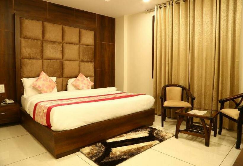 Quarto Deluxe, Kush Ganga 50 Meter From Har Ki Pauri, Haridwar