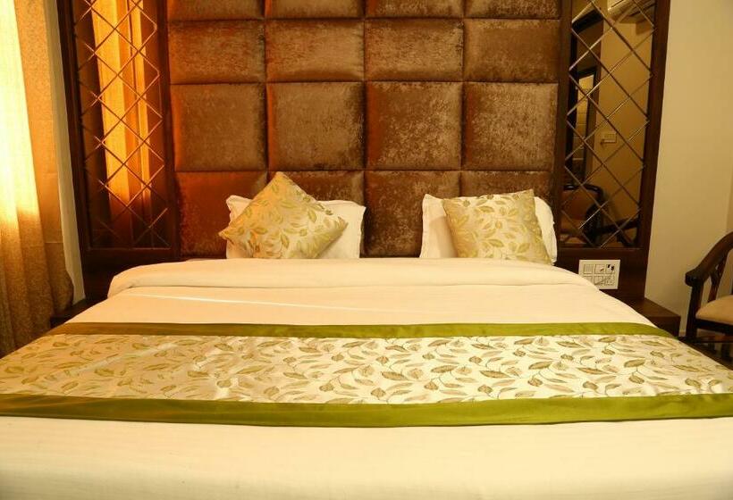 Quarto Deluxe, Kush Ganga   50 Meter From Har Ki Pauri, Haridwar