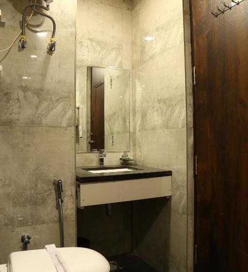 Quarto Deluxe, Kush Ganga 50 Meter From Har Ki Pauri, Haridwar