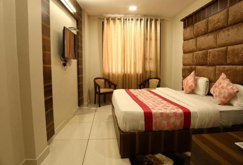 Quarto Deluxe, Kush Ganga 50 Meter From Har Ki Pauri, Haridwar