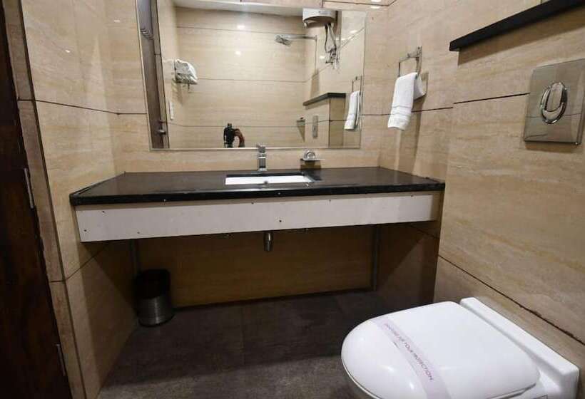 Quarto Deluxe, Kush Ganga 50 Meter From Har Ki Pauri, Haridwar