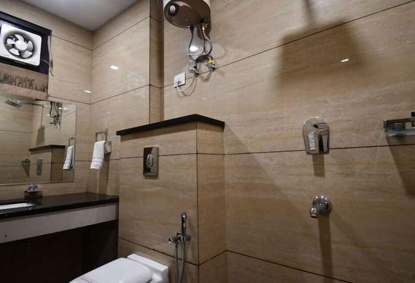 Quarto Deluxe, Kush Ganga   50 Meter From Har Ki Pauri, Haridwar