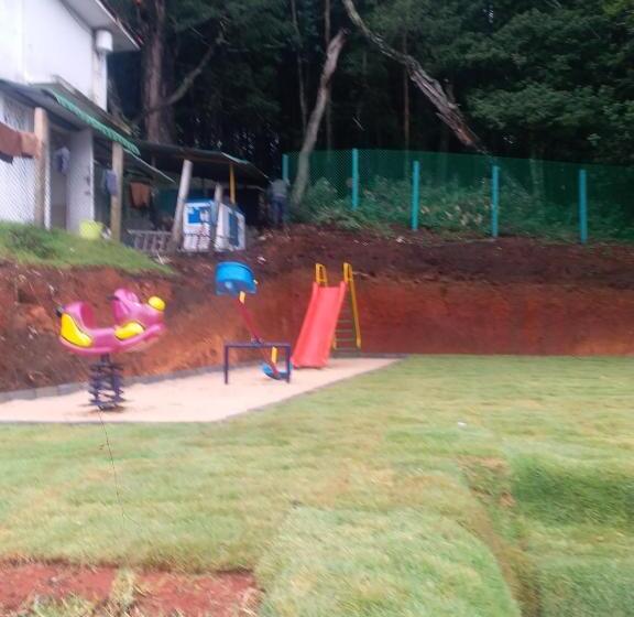 Номер Deluxe, Vista Suites Doddabetta Ooty By Bestinn Leisure