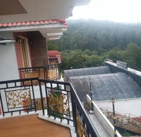 バルコニー付きデラックスルーム, Vista Suites Doddabetta Ooty By Bestinn Leisure