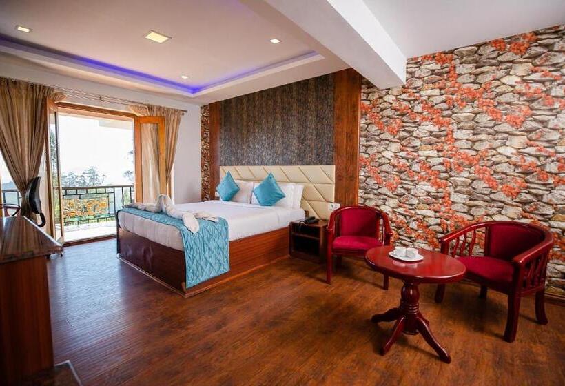 Номер Deluxe с Балконом, Vista Suites Doddabetta Ooty By Bestinn Leisure