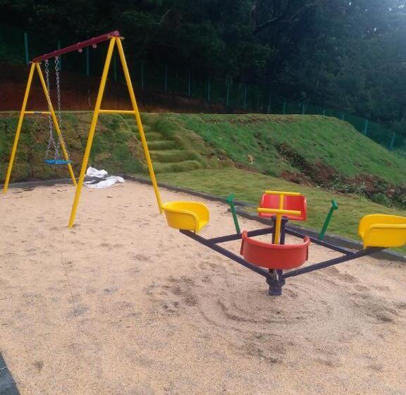 Номер Deluxe, Vista Suites Doddabetta Ooty By Bestinn Leisure
