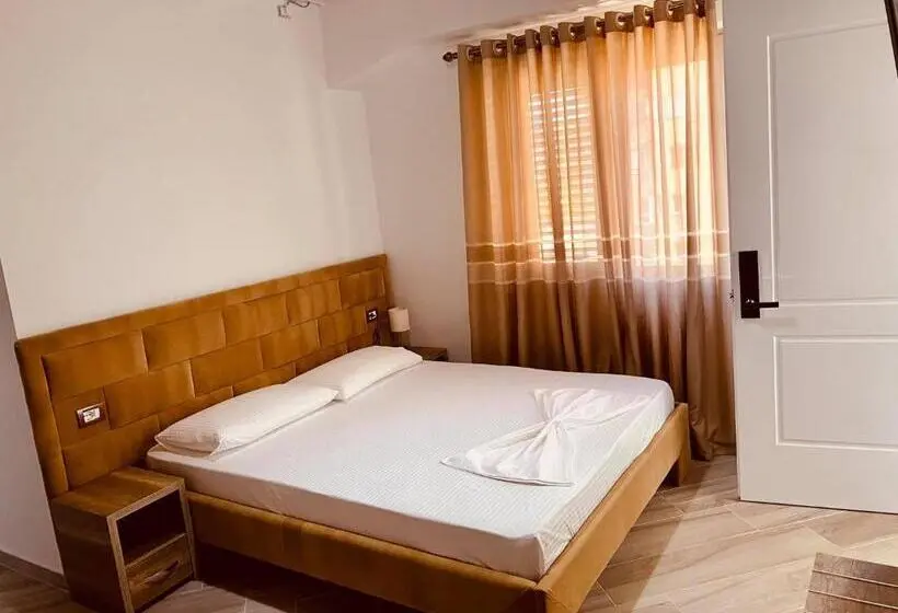 Perhehuone, Elma Guest House