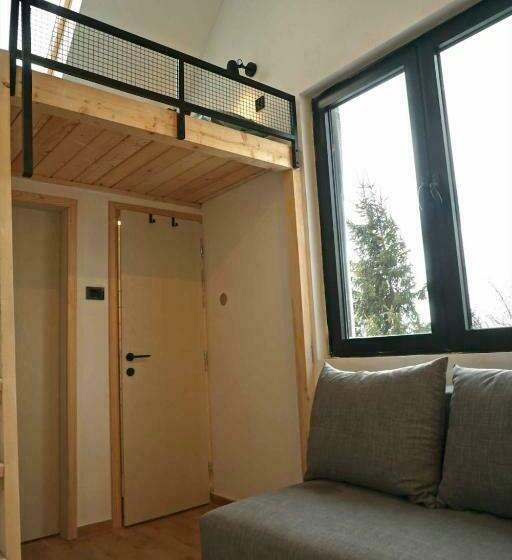 اتاق استاندارد چهار تخته, Montana