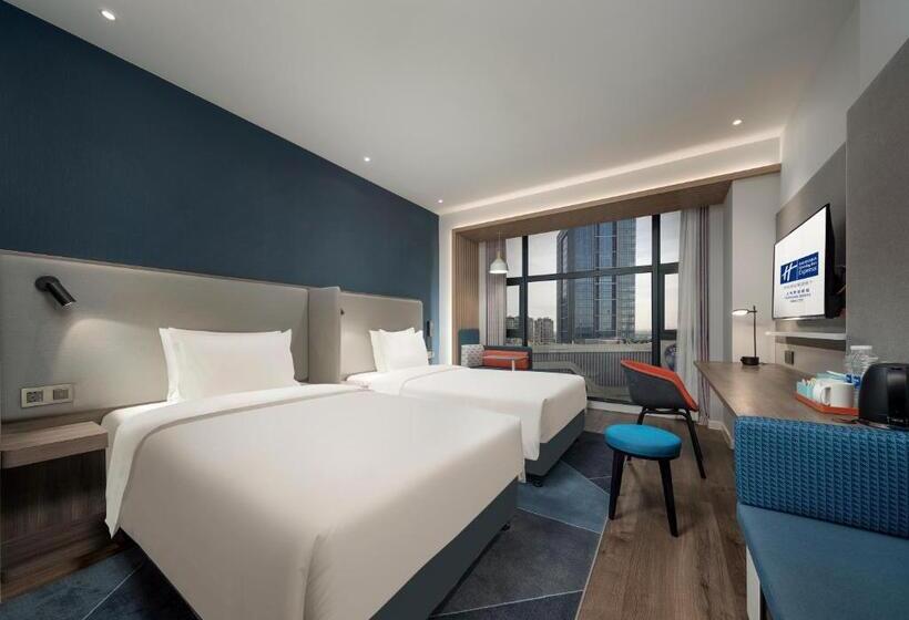 Номер Стандарт Вид на Город, Holiday Inn Express Shanghai Qingpu New City, An Ihg