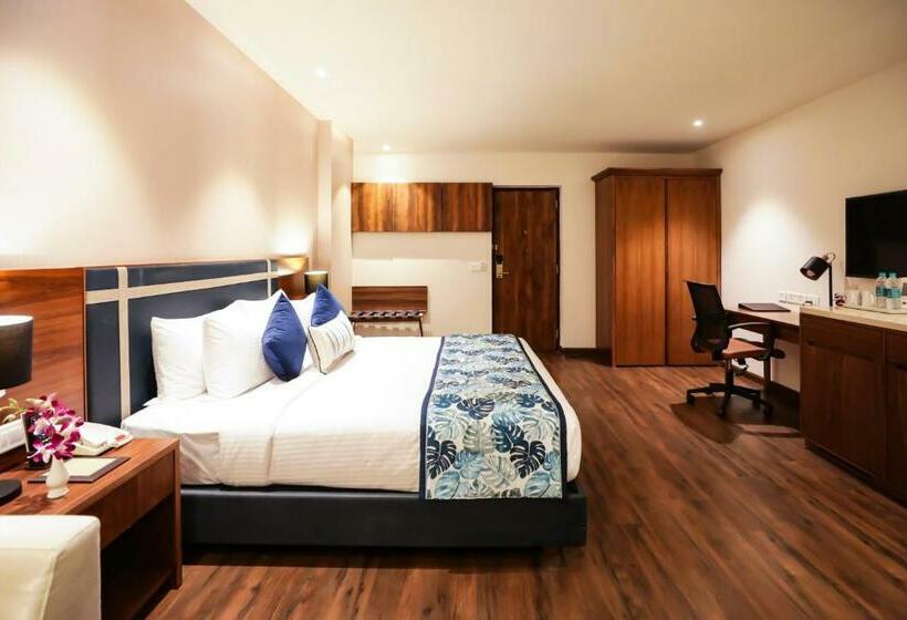 エクゼクティブルーム, Regenta Suites Gurugram, Sohna Road, Sector 49