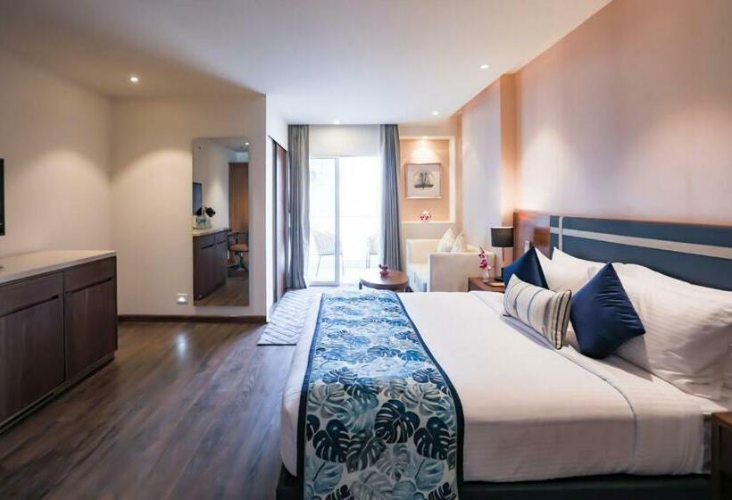 اتاق اجرایی, Regenta Suites Gurugram, Sohna Road, Sector 49