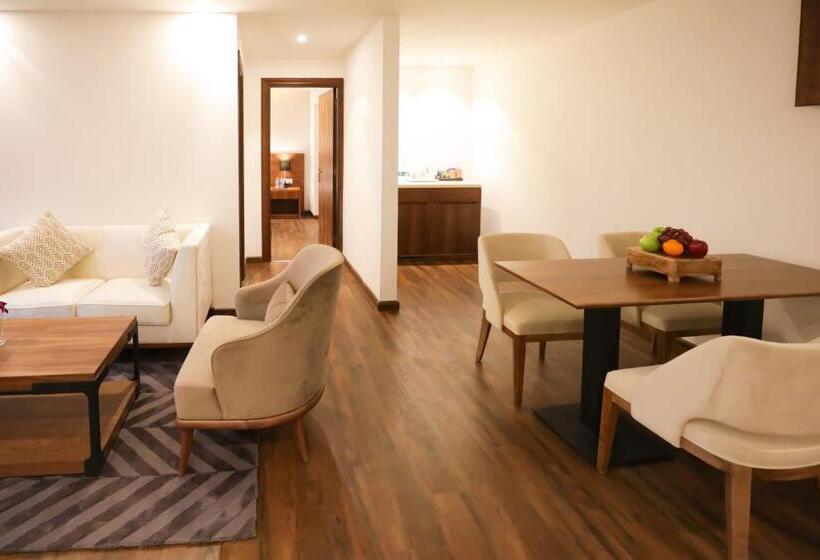 プレミアムスイート, Regenta Suites Gurugram, Sohna Road, Sector 49