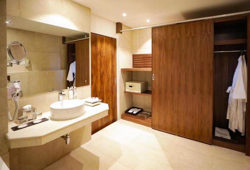 プレジデントスイートルーム, Regenta Suites Gurugram, Sohna Road, Sector 49