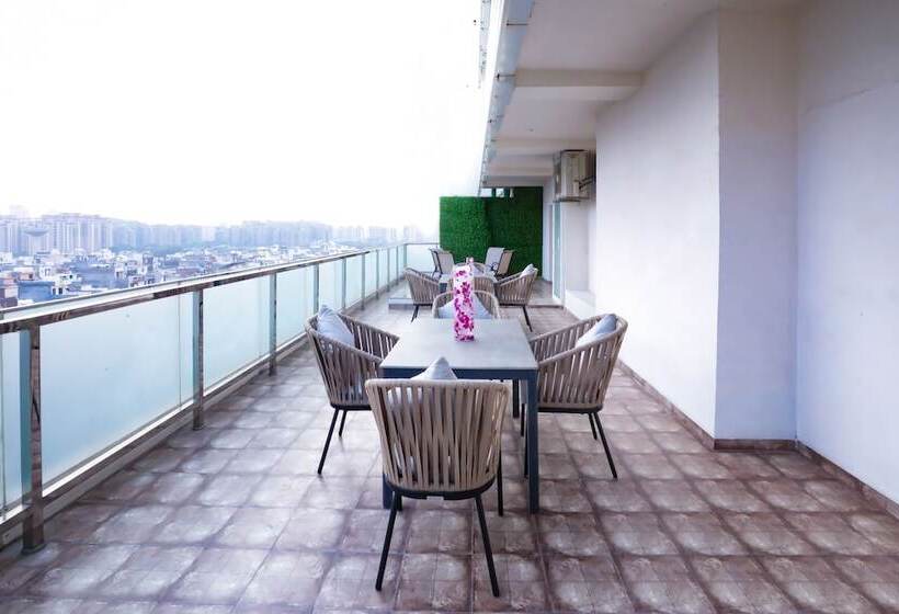 プレジデントスイートルーム, Regenta Suites Gurugram, Sohna Road, Sector 49