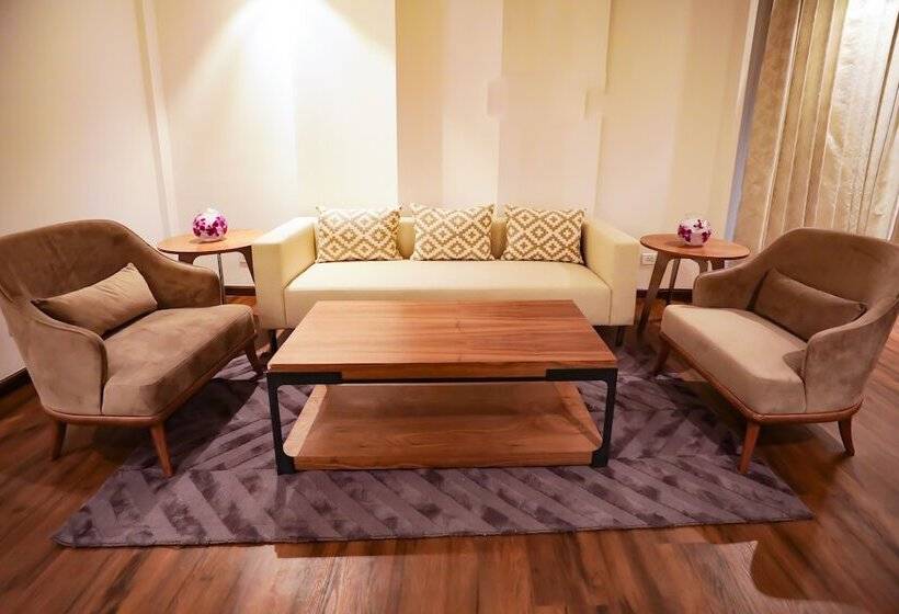 سوئیت پرزیدنت, Regenta Suites Gurugram, Sohna Road, Sector 49