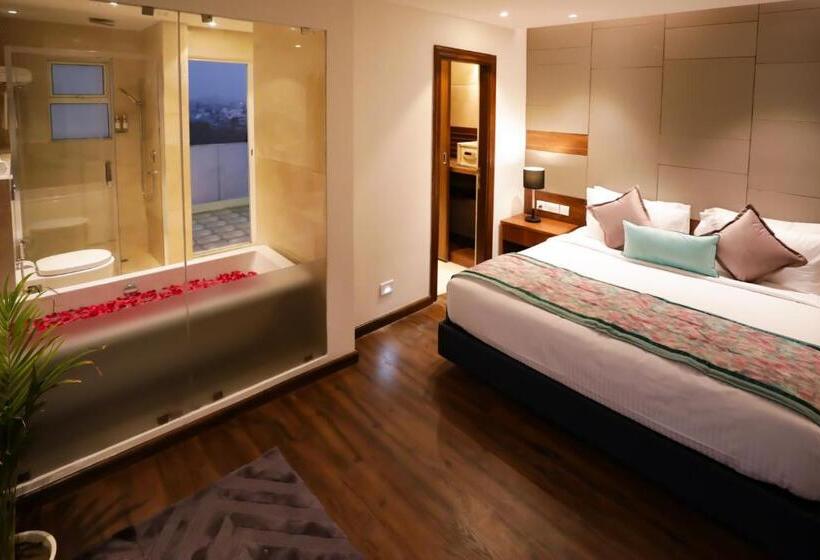 プレジデントスイートルーム, Regenta Suites Gurugram, Sohna Road, Sector 49