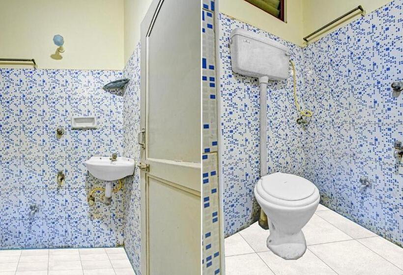 Номер Стандарт Трехместный, Spot On 86379 Dream Palace Guest House