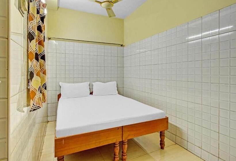 Номер Стандарт Трехместный, Spot On 86379 Dream Palace Guest House