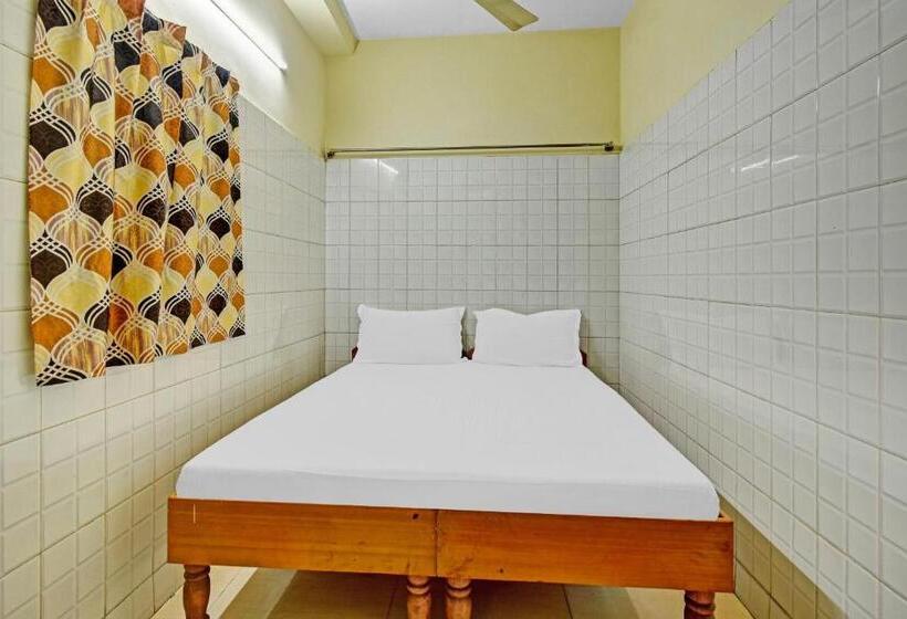 Номер Стандарт Трехместный, Spot On 86379 Dream Palace Guest House