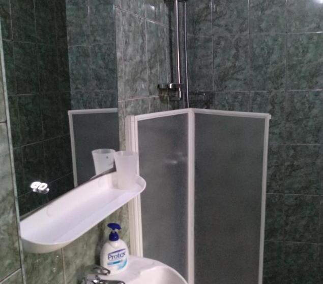 이코노미 룸, Casa Terzea