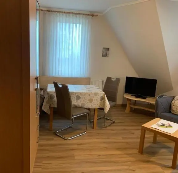 1 Bedroom Apartment Lake View, Pension Haus Beckmann