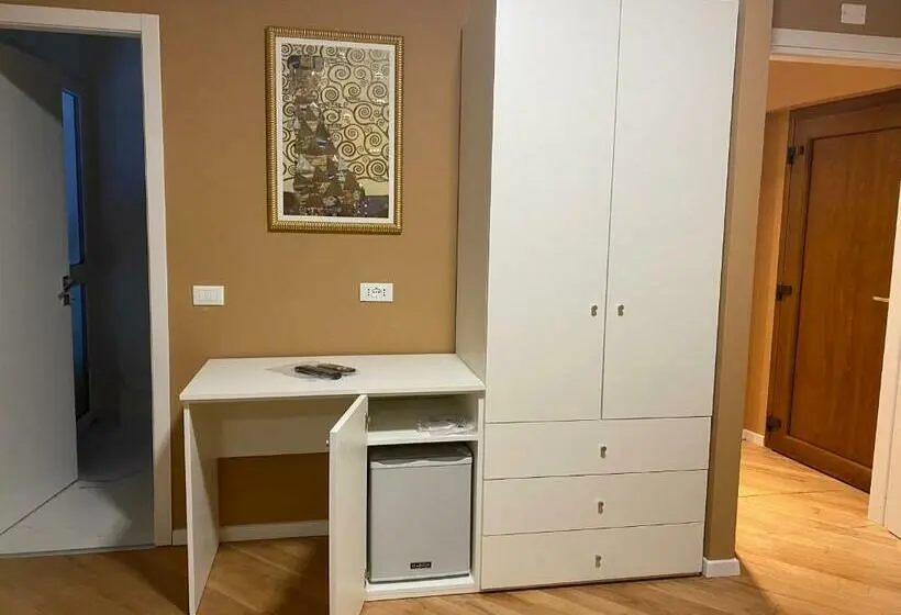 キングサイズベッドのスタンダードルーム, Villa Castello Only Room