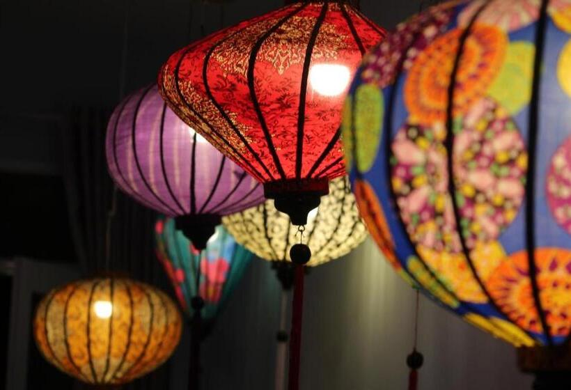 اتاق استاندارد چهار تخته, Bí đỏ Homestay