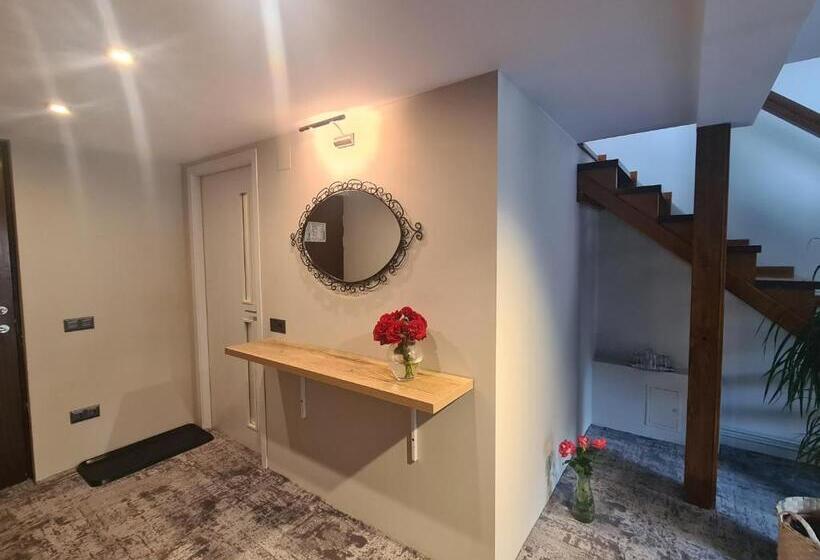 디럭스 스위트, Casa Florescu