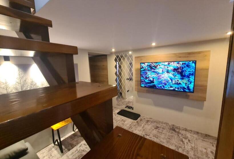 산 전망 스위트, Casa Florescu